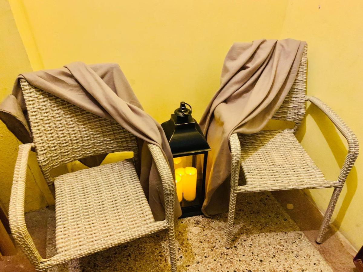 Free Garage Parking, Ac And Bikes In The Downtown Apartment Budapest Bagian luar foto